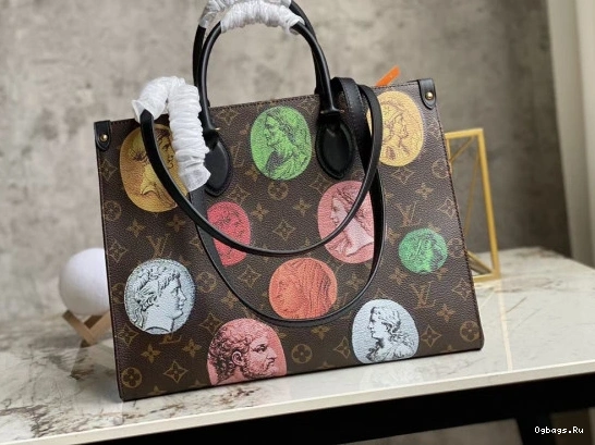 LOUIS ONTHEGO MM VUITTON 0524